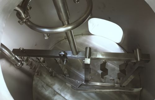 1000-литровый фильтрационный чан.jpg