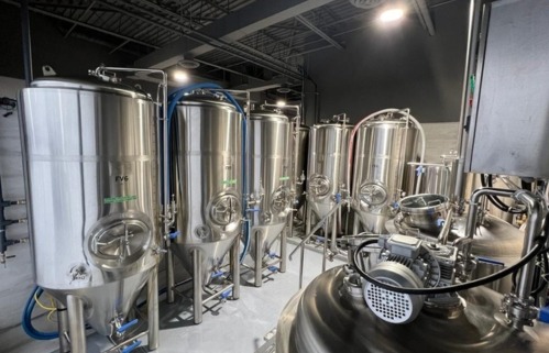 Пивоваренный комплекс объемом 1000 л в Индонезии.jpg
