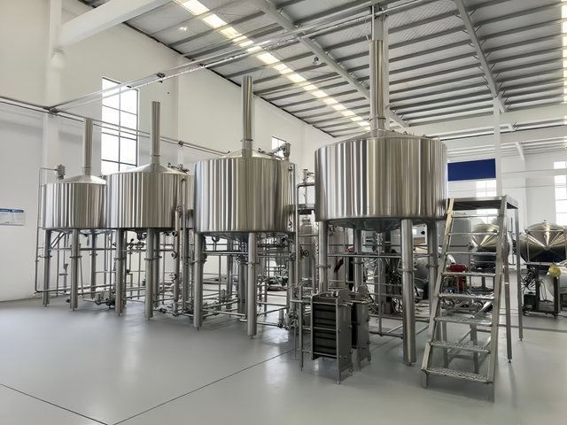Пивоварня под ключ 5000 л / 50 гл | Промышленный варочный порядок 4-сосудный с ЦКТ и CIP