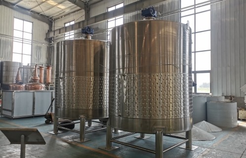 Смесительный резервуар объемом 8000 л.jpg