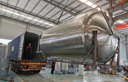 Загрузка в резервуар.jpg