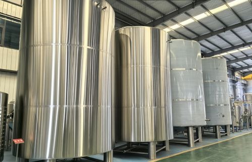 Резервуар для хранения объемом 40 000 л.jpg